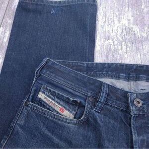 Diesel Jeans Mens Zatiny Denim Size 31x30 Dark Blue Wash Mid Rise Bootcut Boot